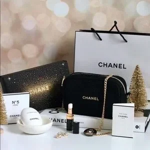 chanel moisture must haves set